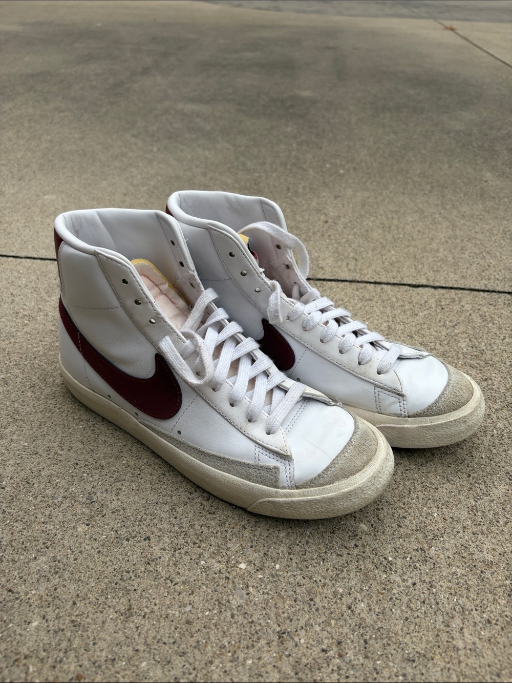 Nike High-Top Sneakers White with Burgundy Swoosh
